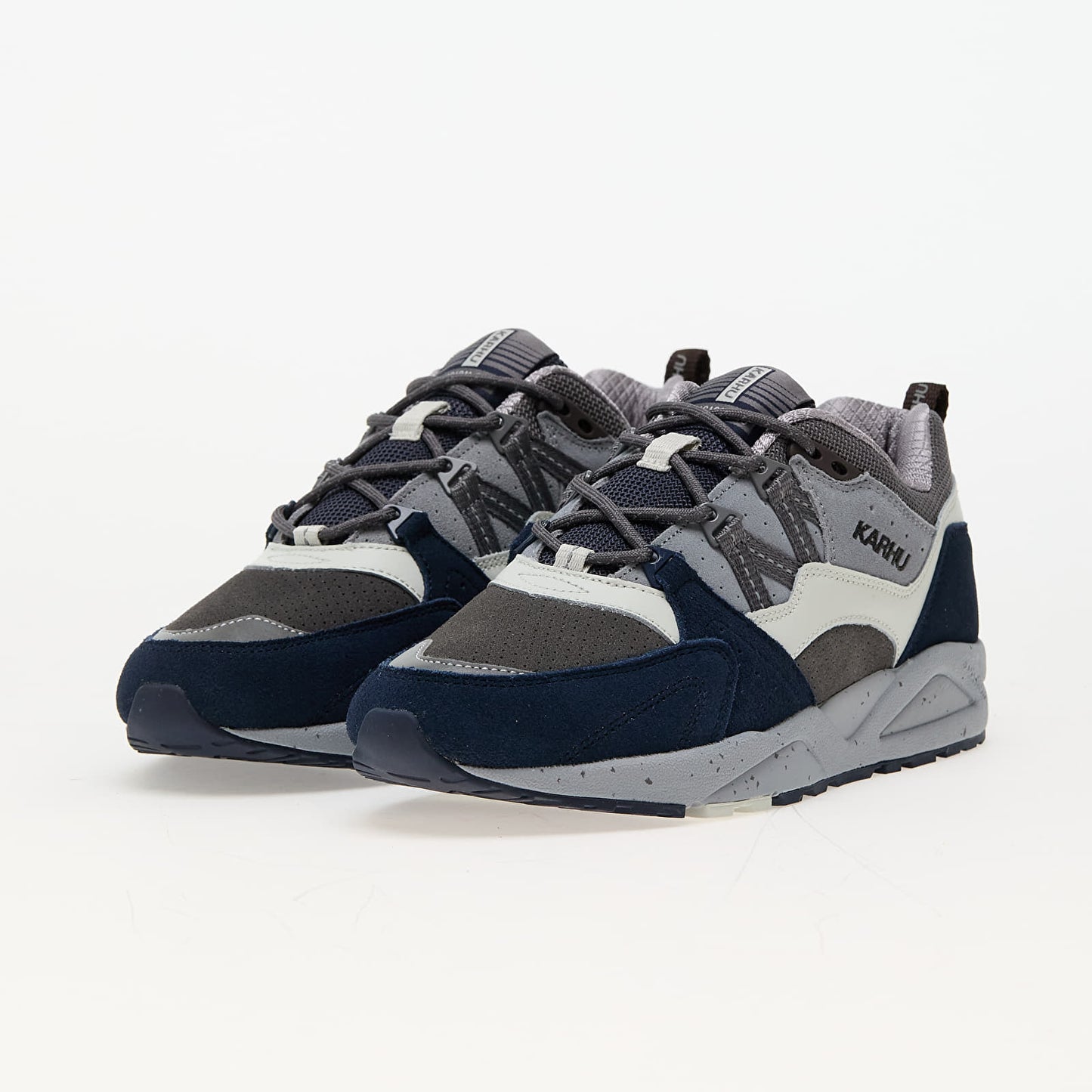 Karhu Fusion 2.0- Mood Indigo/ Smoked Pearl