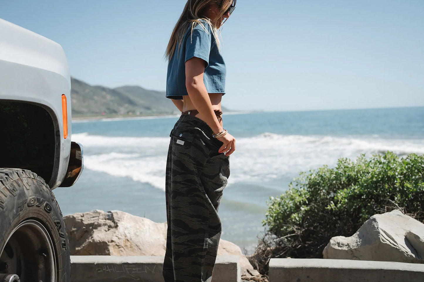 ARIKO LA Day Pants - Navy