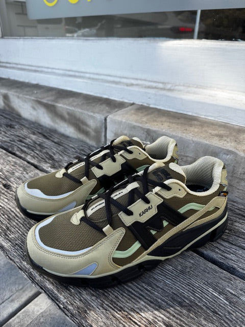 Karhu Super Fulcrum - Beech/Jet Black