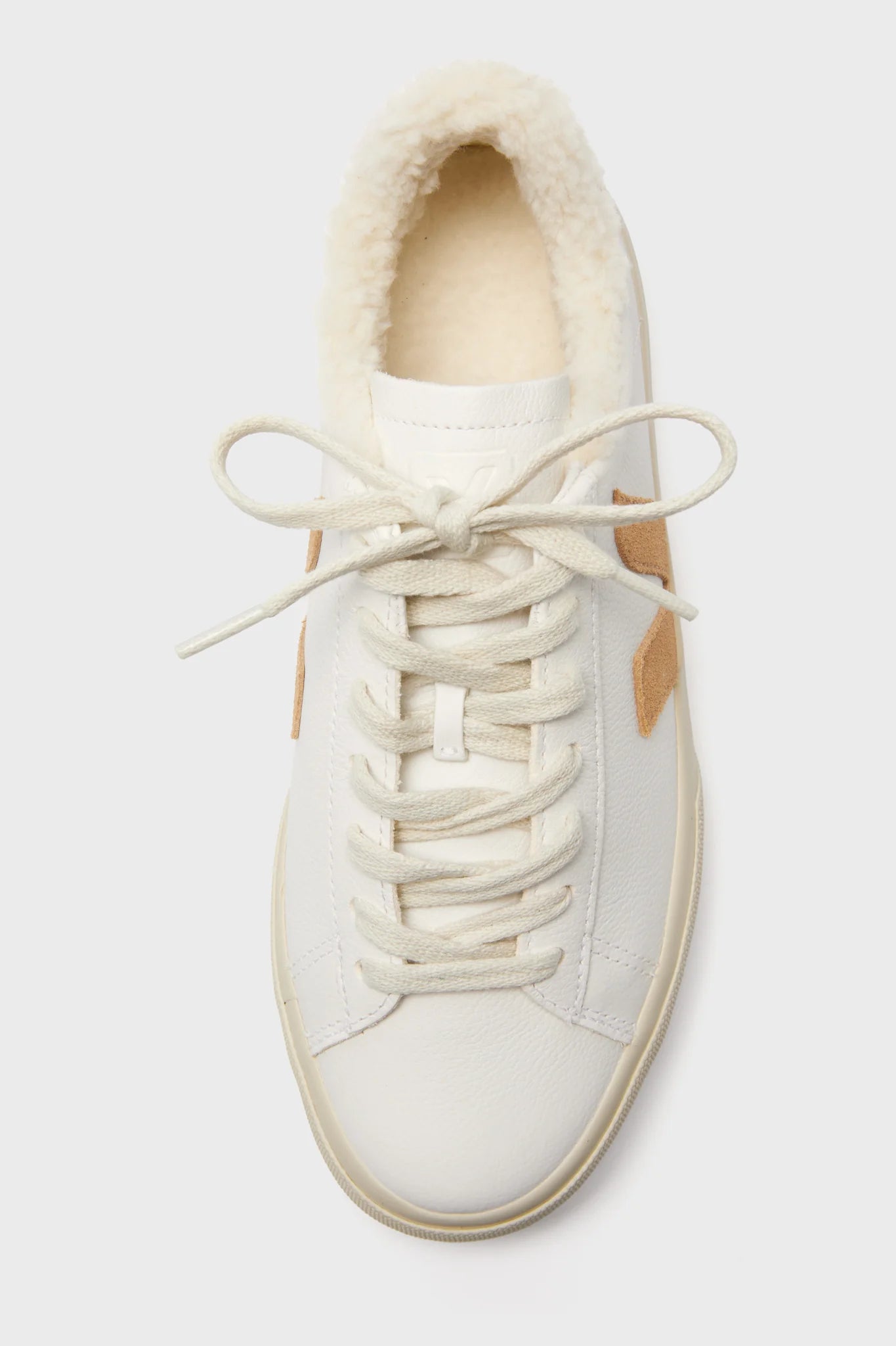 Veja womens Campo - Extra White Dessert