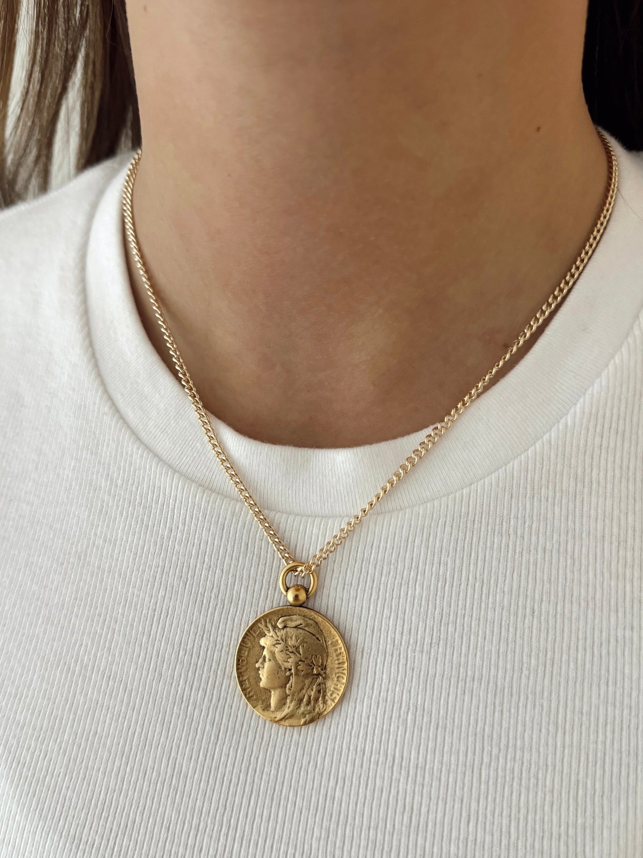 ALV Jewels Corito Coin Necklace