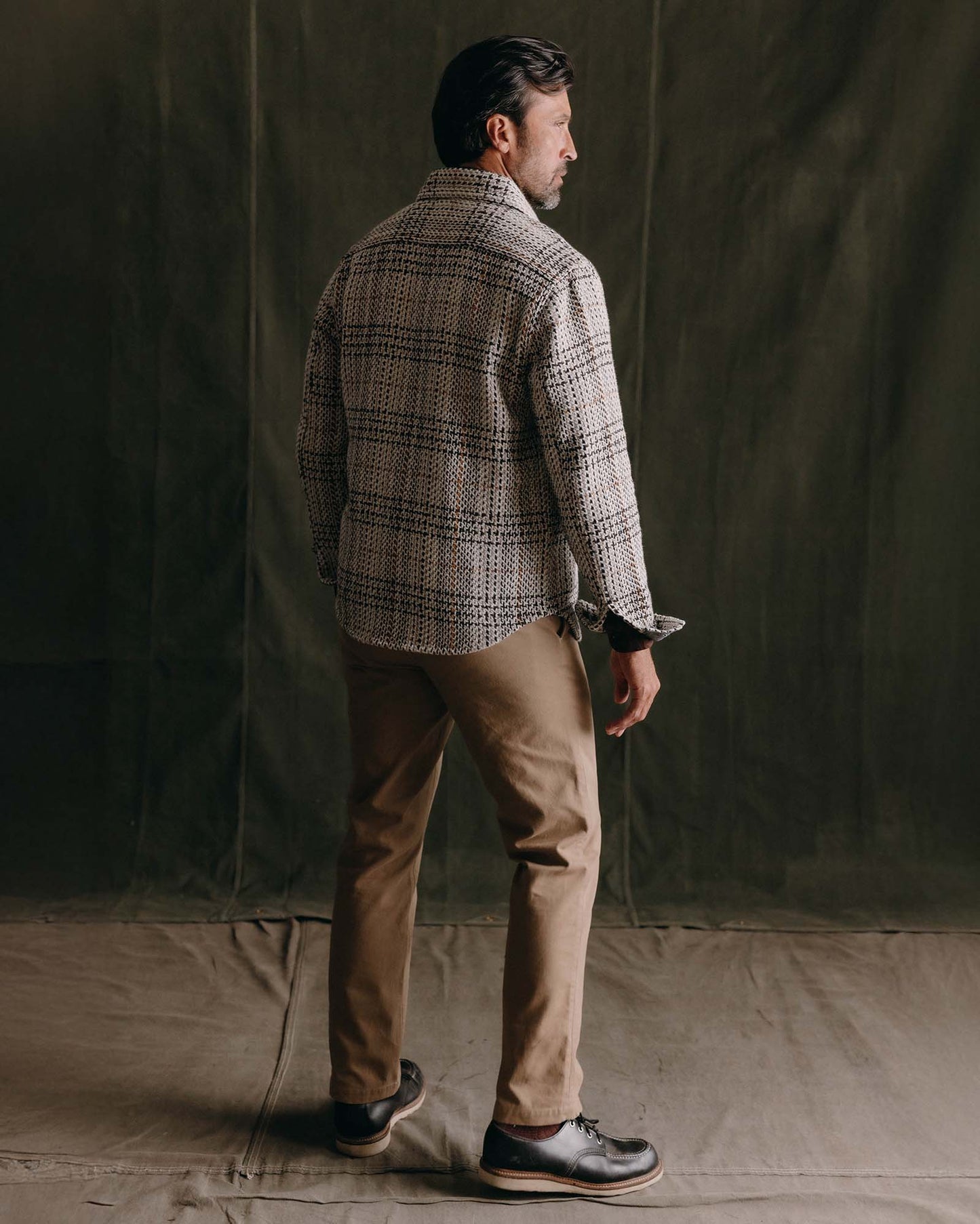Taylor Stitch The Cutter Overshirt - Stone Plaid