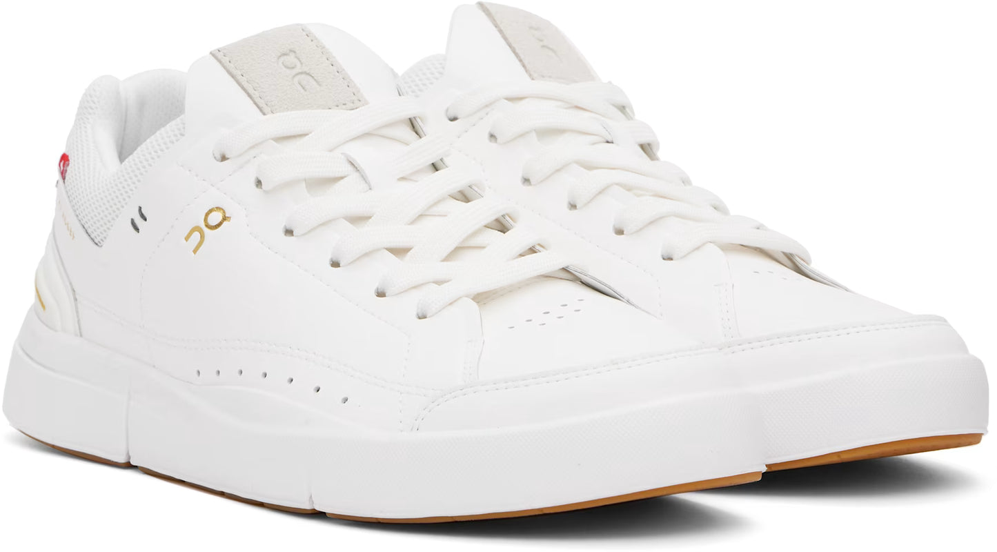 On The Roger Center Court Mens - White /White
