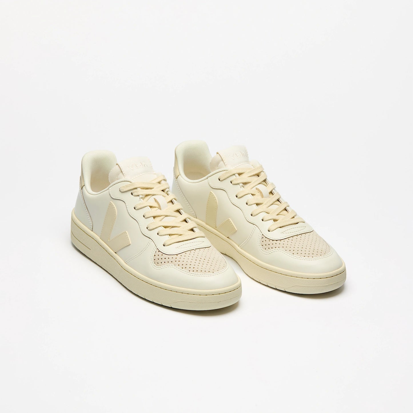 Veja V10 Womens Leather- Pure Calcaire