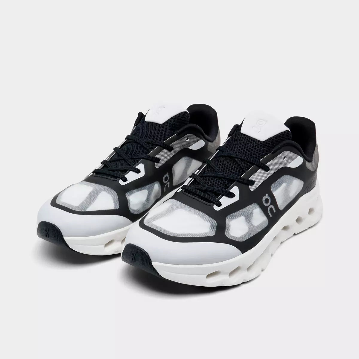 ON Cloudtilt Remix Mens- Black/Ivory