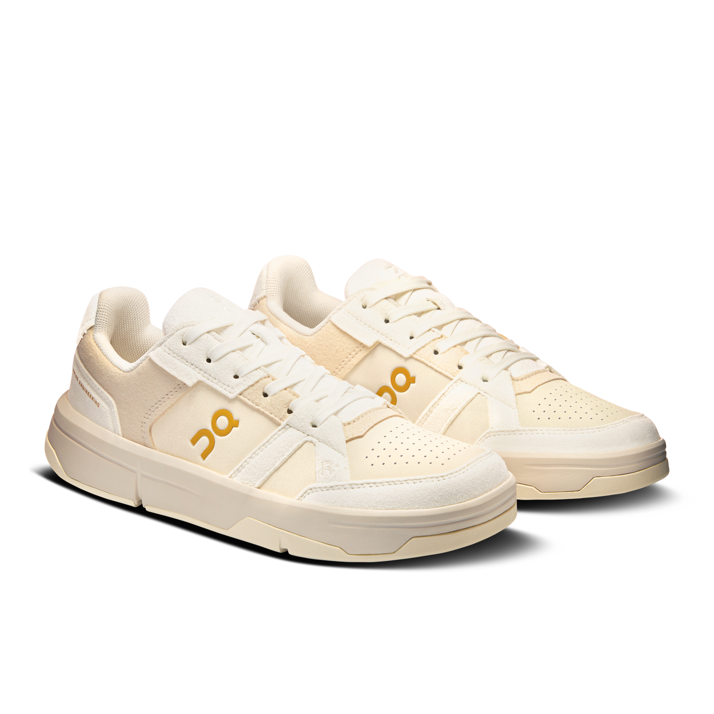 On  THE ROGER Pro Ace Womens- Ivory Fog