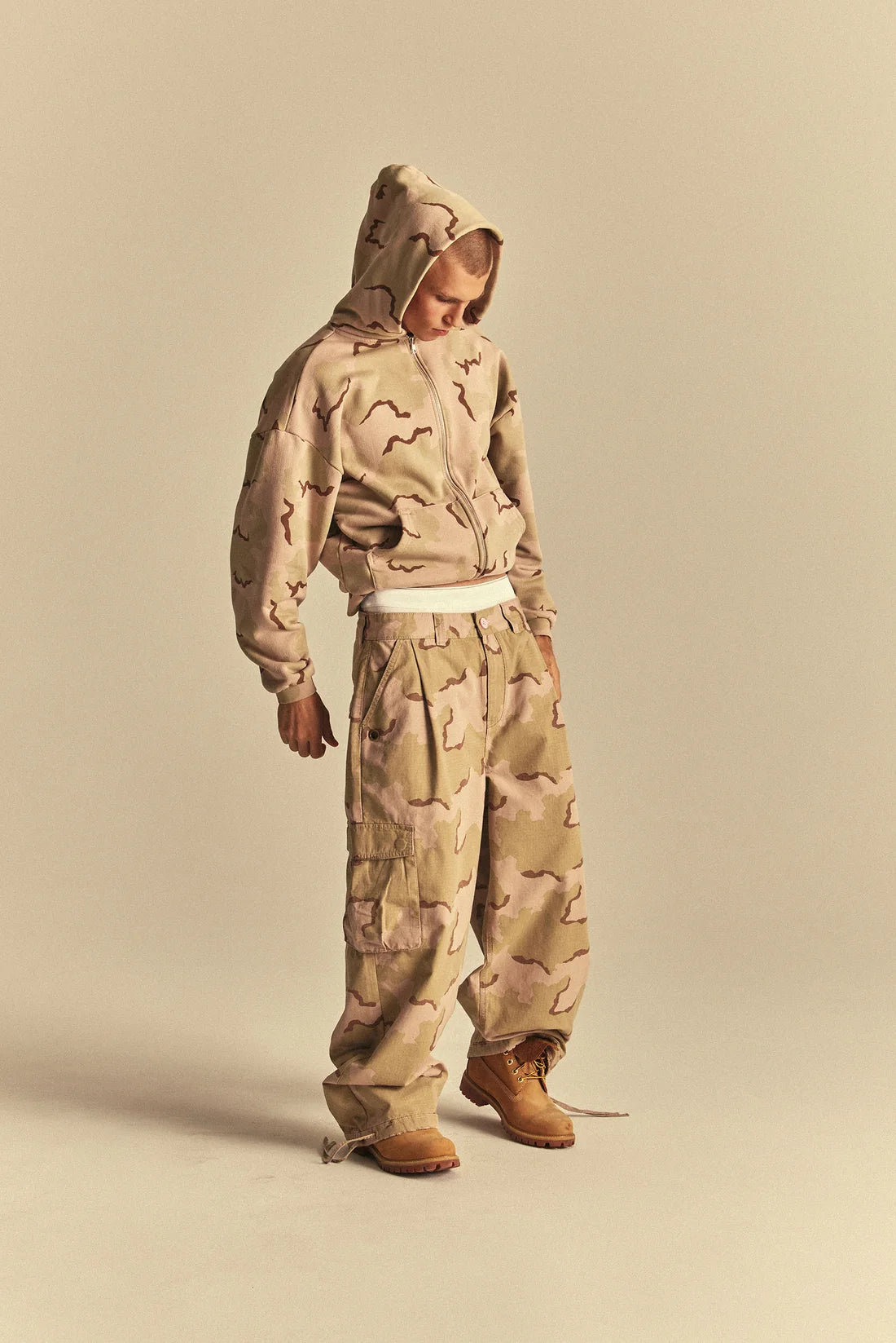 Elwood Camo Zip Hoodie- Sand Camo