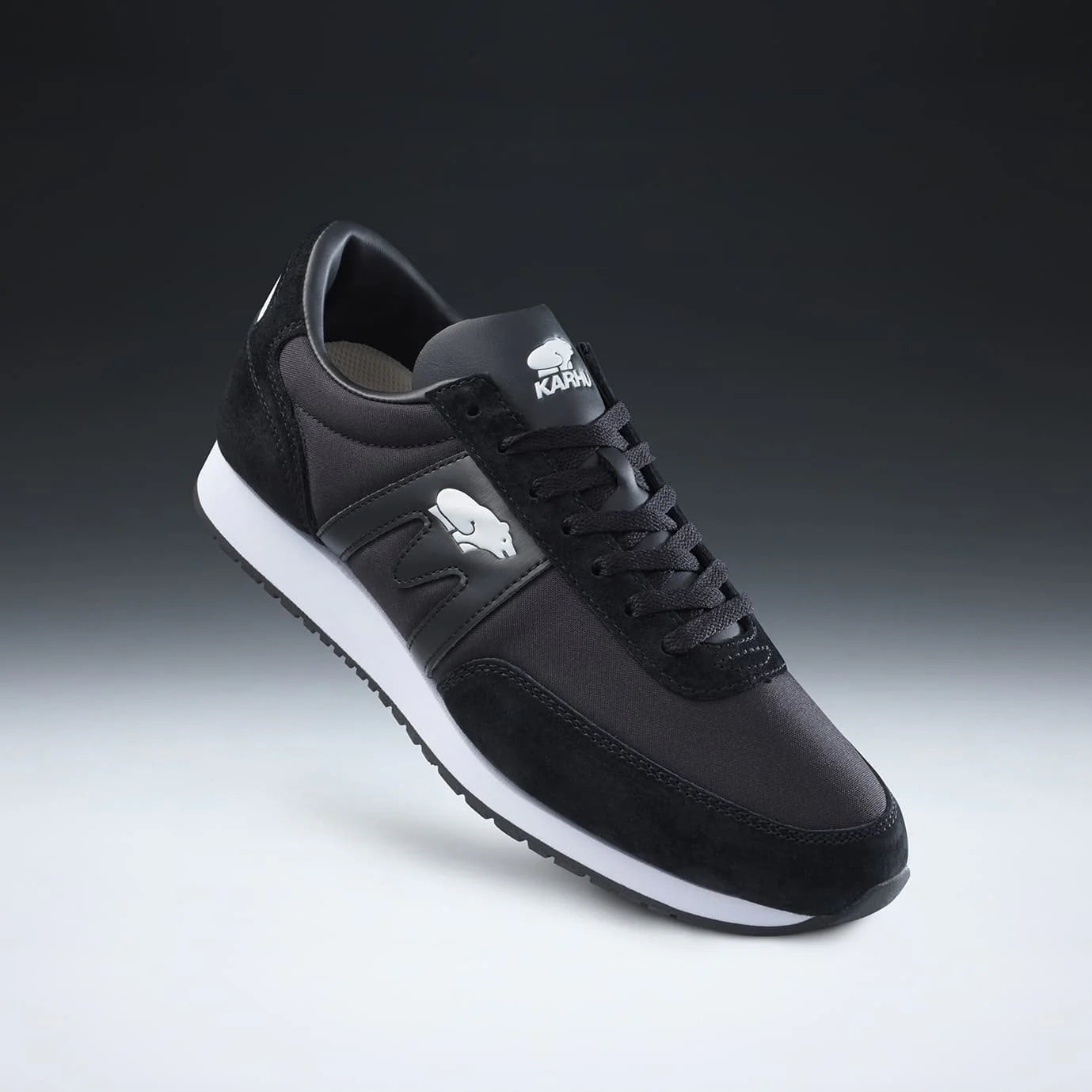 Karhu Albatross- Black/Black