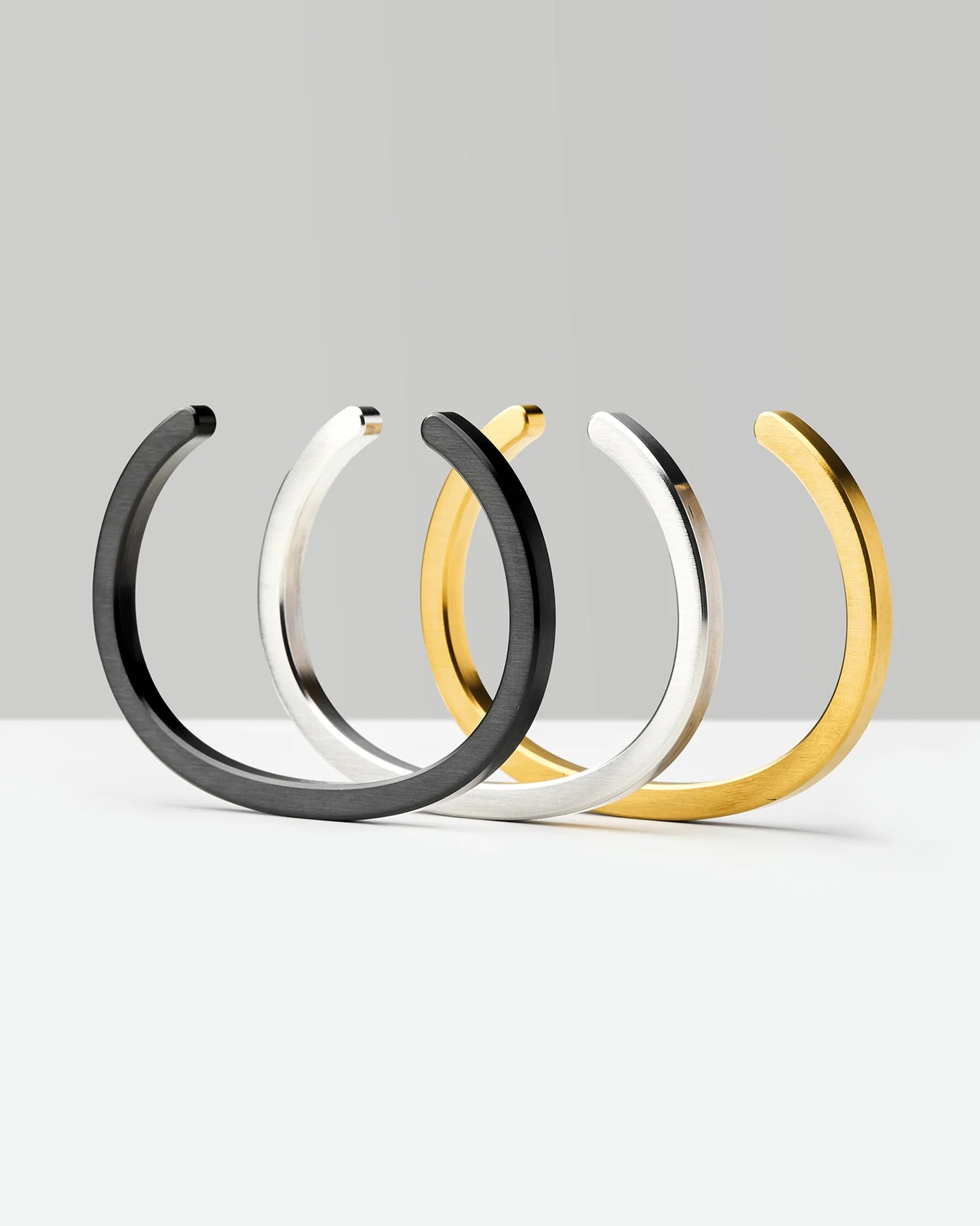 Craighill Radical Cuff- Vapor Black