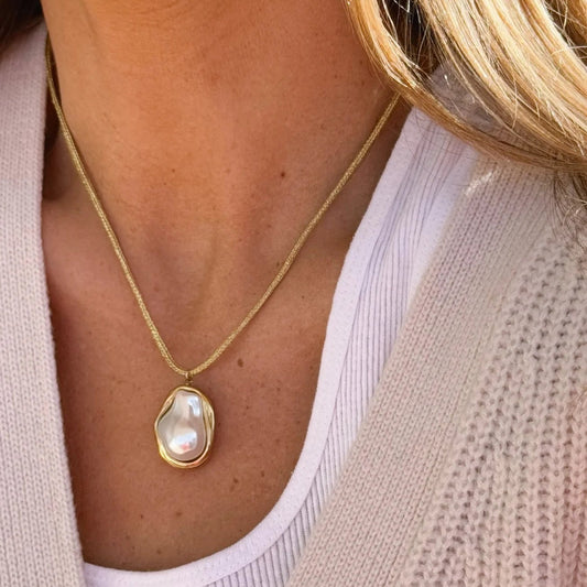 ALV Pearl Bezel Strand