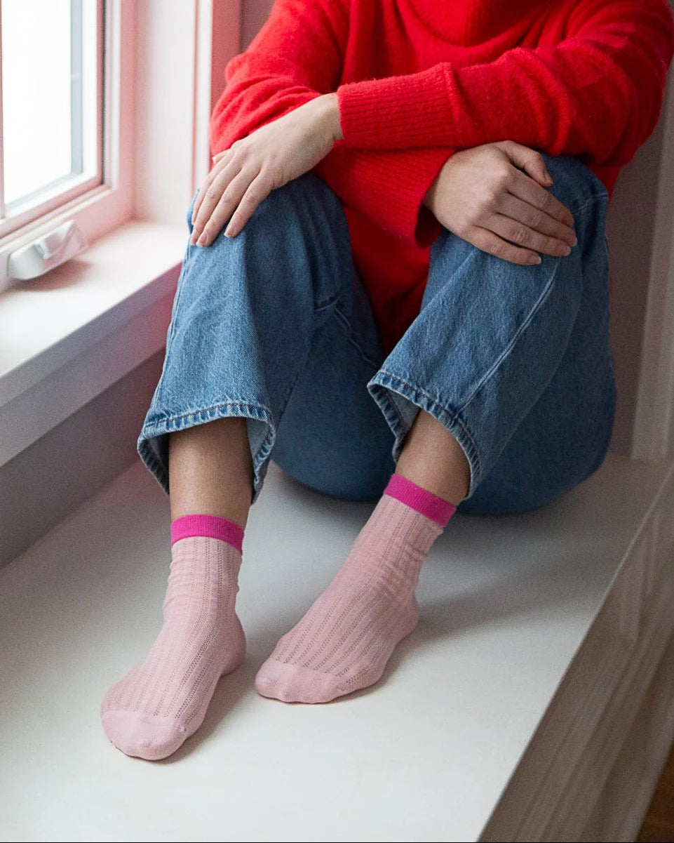 Unified SUNDAY SOCKS- Bubblegum Solid