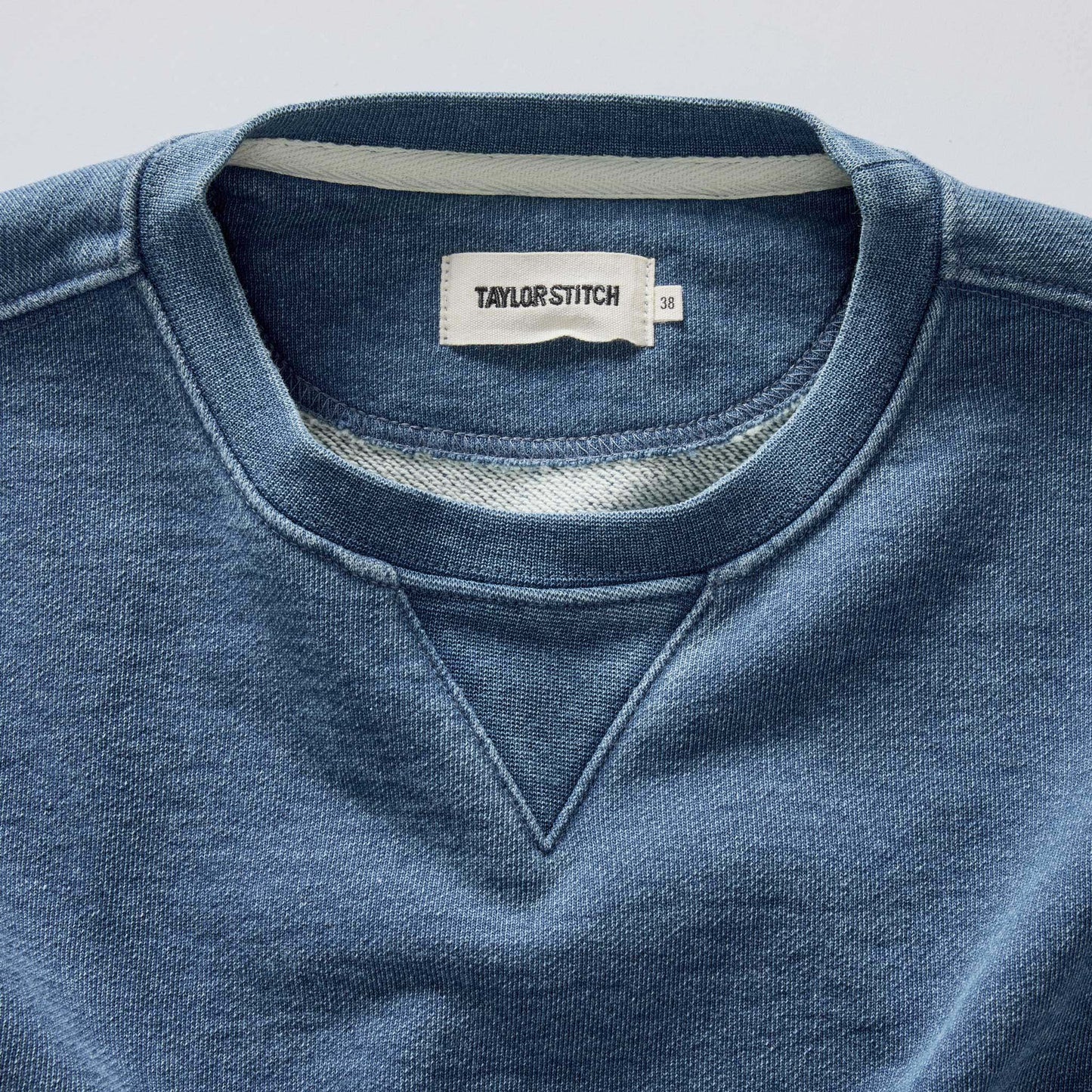 Taylor Stitch The Apres Crew - Washed Indigo Terry