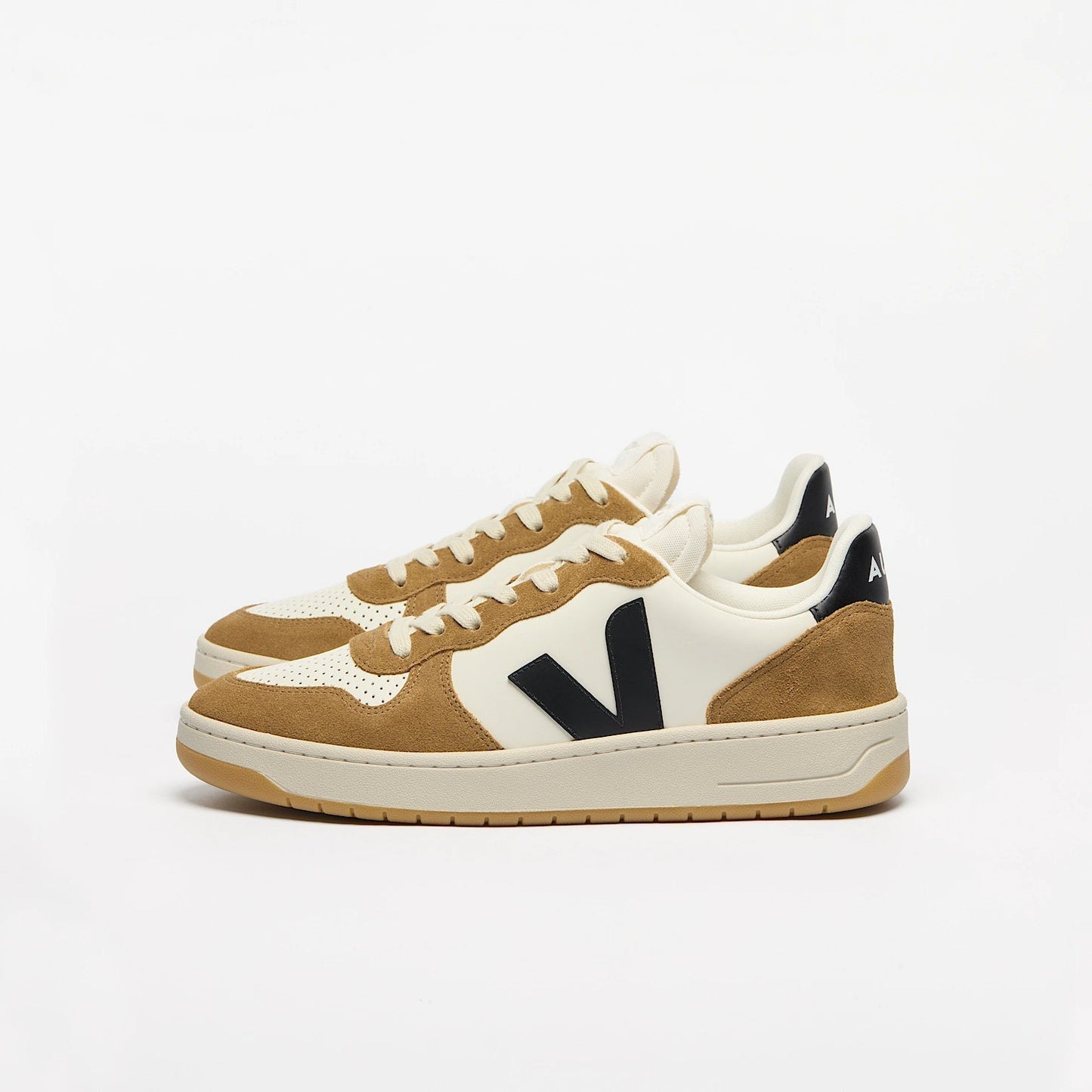 Veja Mens V 10 Prime Leather- Pure Black Tent