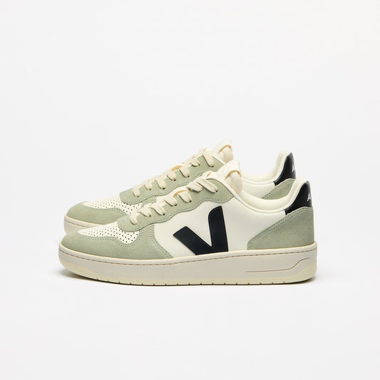 Veja Womens V-10 Prime leather -Pure Black Clay