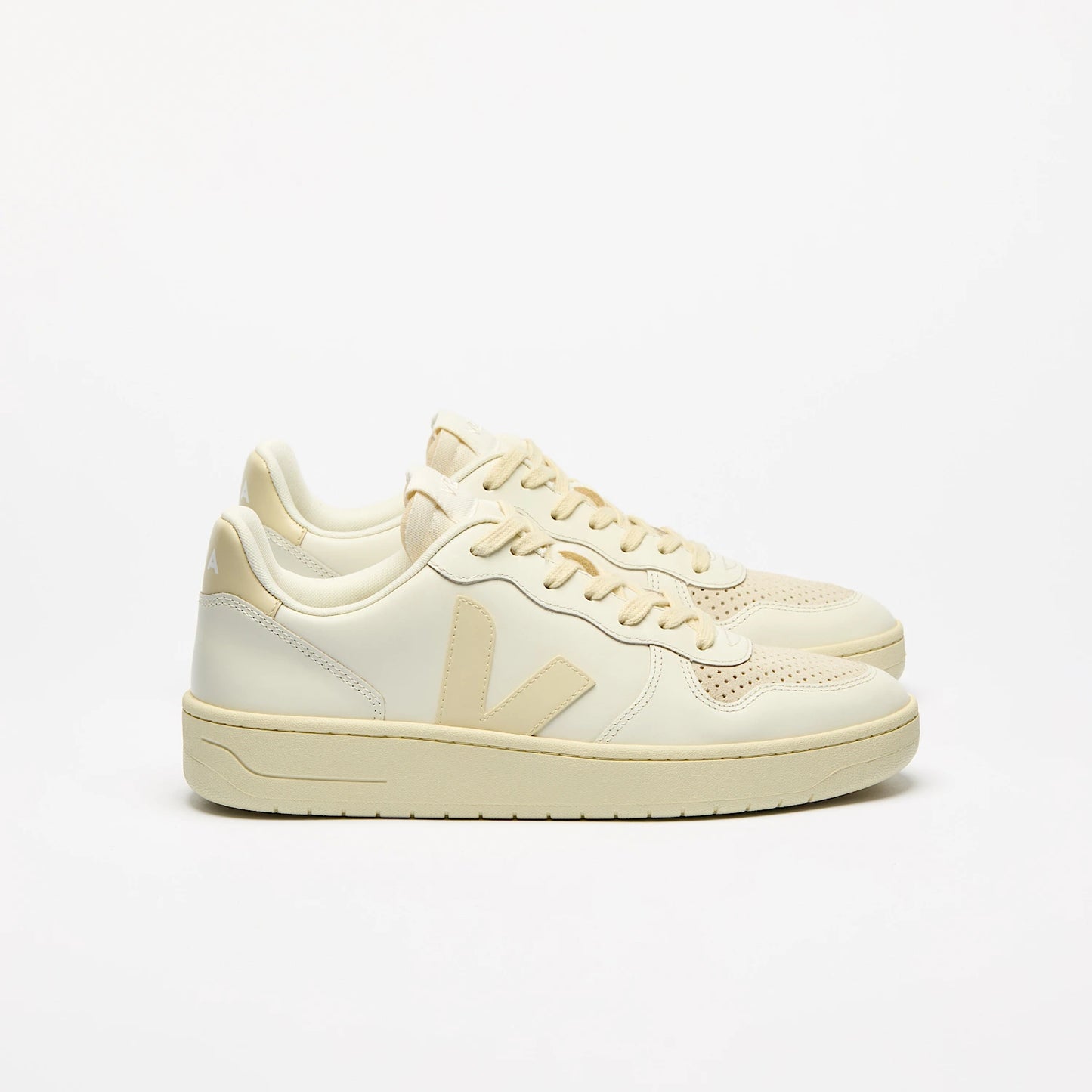 Veja V10 Womens Leather- Pure Calcaire