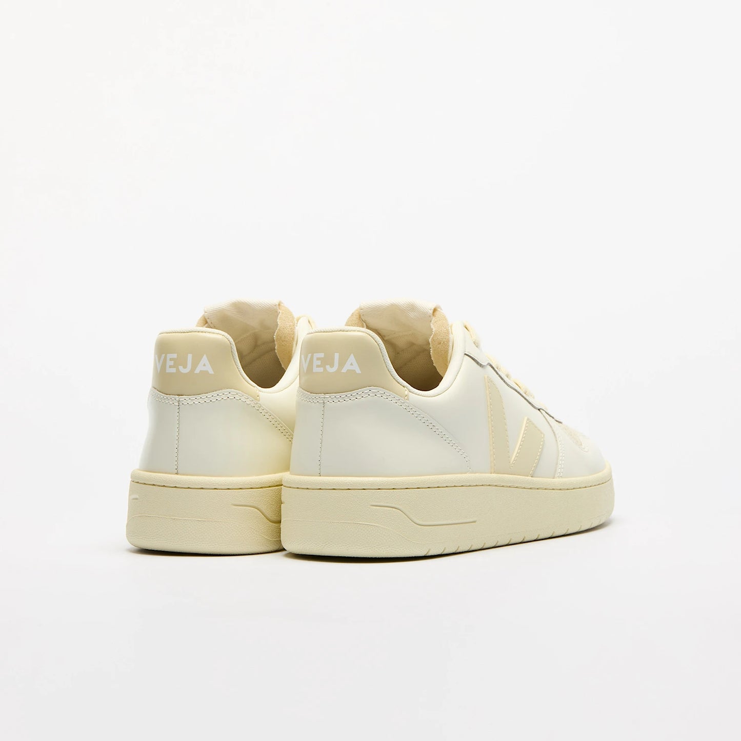 Veja V10 Womens Leather- Pure Calcaire